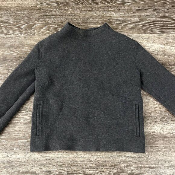EUC Lululemon City Bound Turtleneck Heathered Black Gray Size 6 Spacer‎ Pullover - Picture 7 of 15